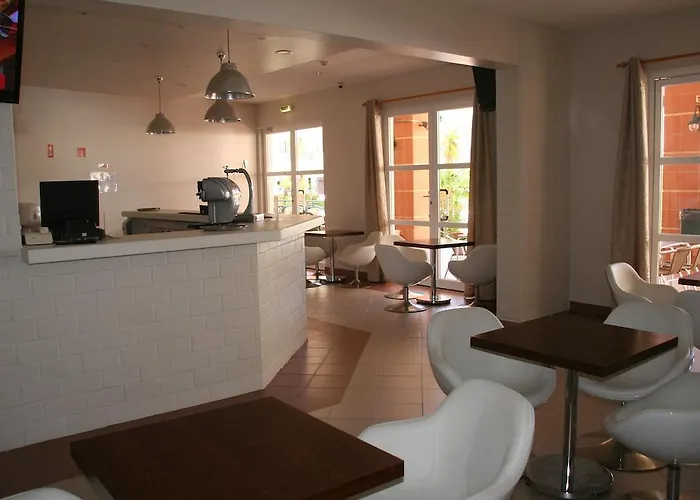 Vitor S Plaza Mariosilvat * Portimão