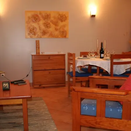 Apartment Vitor S Plaza Mariosilvat